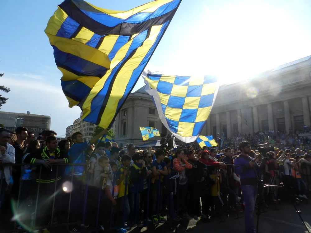 Fanii Petrolului au făcut un miting în oraş