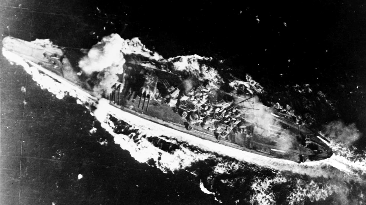 Calendar 7 aprilie: 1945 Yamato, cea mai mare navă de război construită vreodată, a fost scufundată de submarinele americane jpeg
