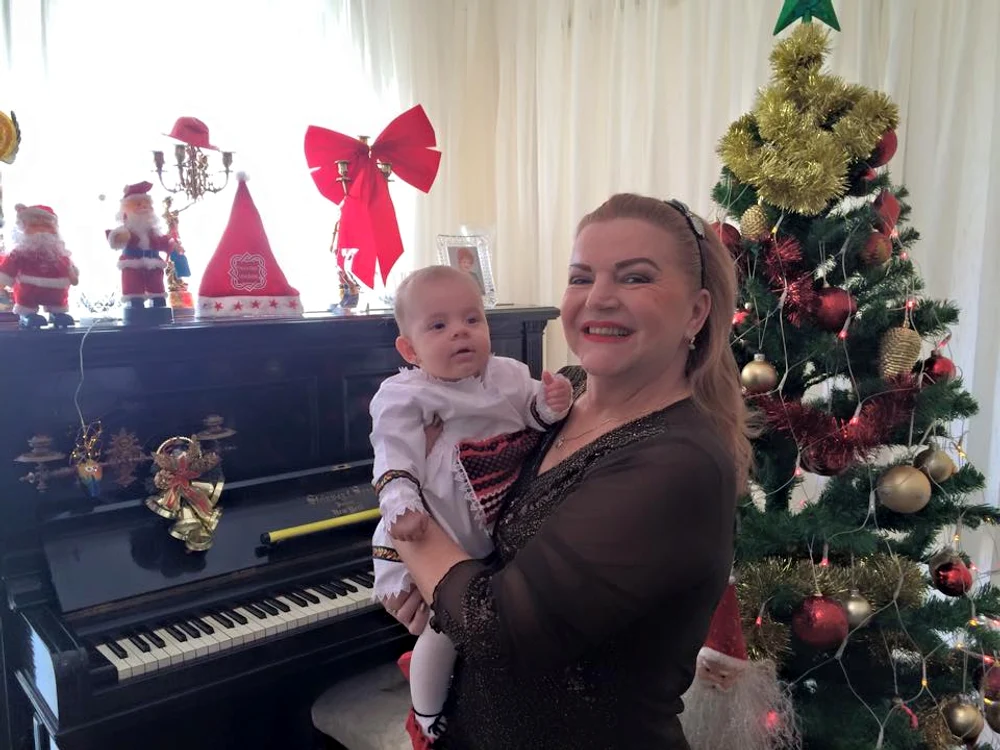 Cu Jacqueline, nepoțica de 2 ani
