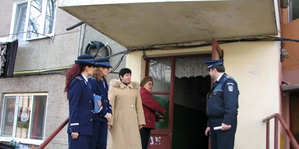 Câştigătorii campaniei s-au întâlnit cu poliţiştii
