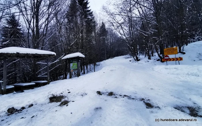 cascada lolaia retezat foto daniel guta adevarul