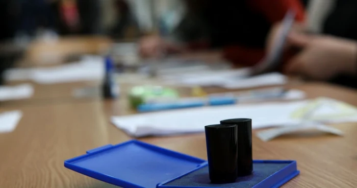 Au fost strânse semnături pentru organizarea referendumului