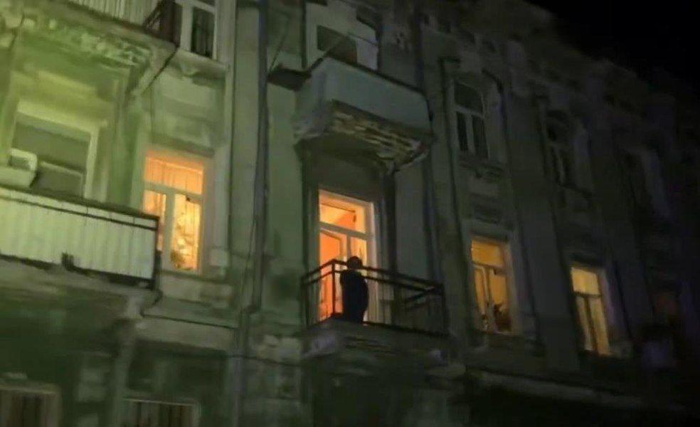 O rachetă rusească a ucis trei persoane în portul ucrainean Odesa VIDEO