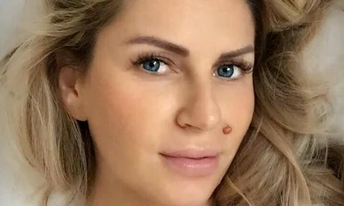 Andreea Banica mamica jpeg