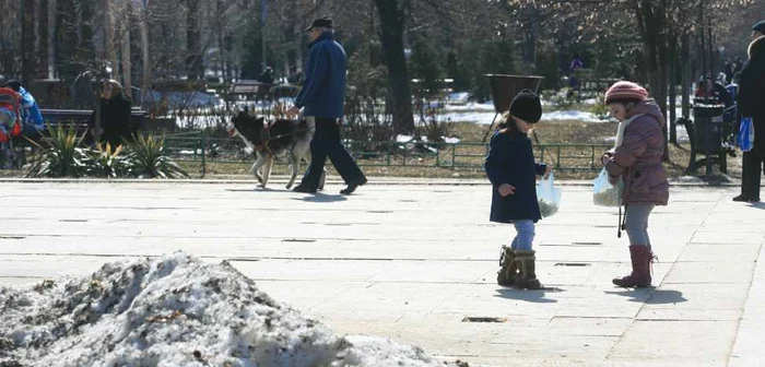 La începutul săptămânii vom avea parte de temperaturi de primăvară FOTO Adevărul