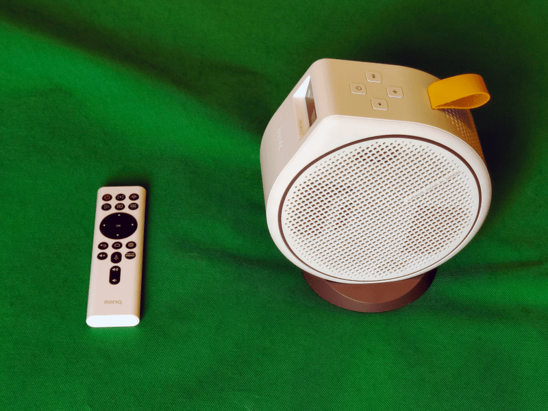 Benq GV30, videoproiector portabil HD de vacanță [TECH REVIEW]
