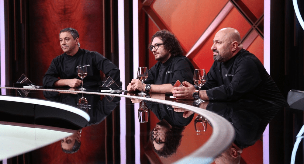 „Chefi la cuțite“: Sezonul 11 începe cu reguli noi și povești impresionante. Cum se distrează chefii la filmări VIDEO
