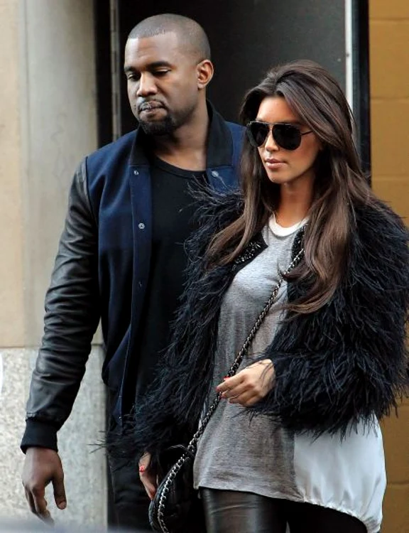 
    Kim Kardashian e împreună cu rapperul Kanye West (foto:Splash)  