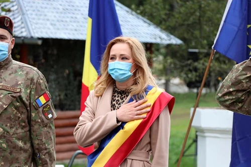 2 elena lasconi operata 3 jpg jpeg