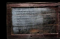 Tăbliţele cerate vechi de 2 000 de ani găsite la Roşia Montană  Cum au ajuns obiectele preţioase tocmai la Budapesta jpeg