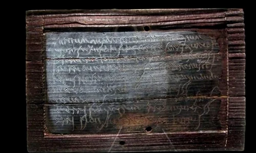 Tăbliţele cerate vechi de 2 000 de ani găsite la Roşia Montană  Cum au ajuns obiectele preţioase tocmai la Budapesta jpeg