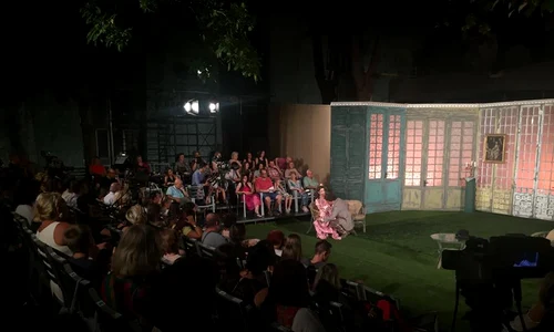 Spectacolele de teatru din stagiunea de la TVR se desfășoară în Grădina Molière, în aer liber jpeg