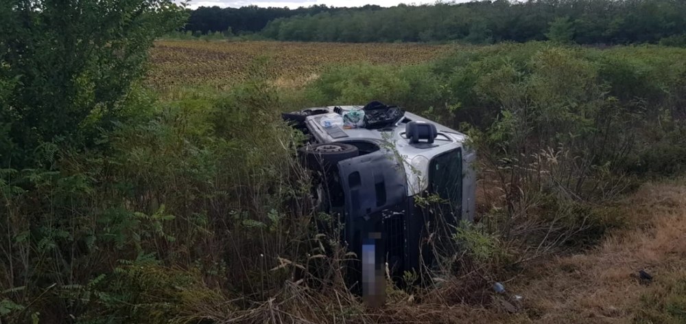 Cum salvezi situația dacă explodează un cauciuc al mașinii în mers. Sfaturi esențiale de la un fost polițist VIDEO