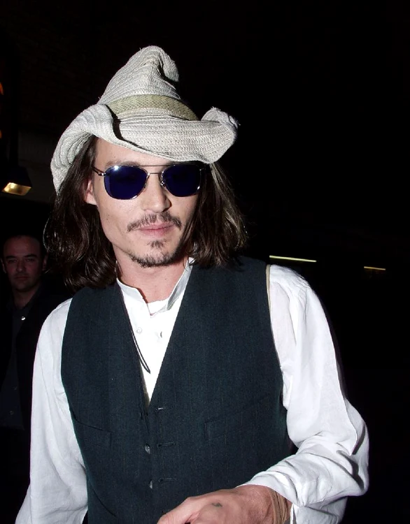 Johnny Depp a împlinit 50 de ani (WENN)