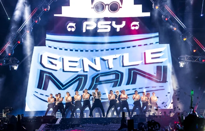 „I'm a mother father gentleman“, spune Psy în piesa devenită hit mondial. FOTO Reuters
