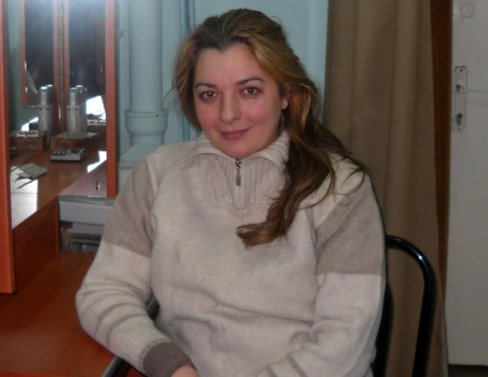 Face parte din tânăra generaţie de talente de la teatrul de Stat Constanţa