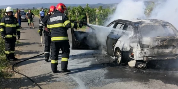 incendiu masina