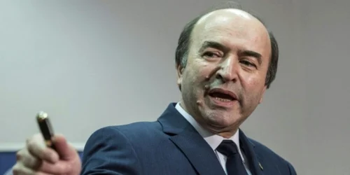 Ministrul Justiției Tudorel Toader a considerat proiectul de transformare a DNA întocmit de procurorul Adina Florea drept cel mai bun jpeg