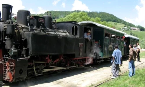 Mocăniţa revine pe şine în Munţii Apuseni jpeg