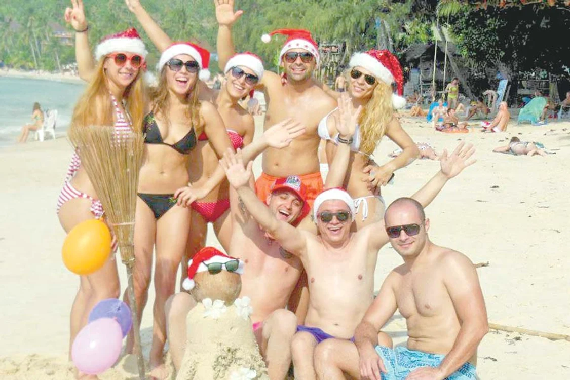 A făcut Crăciunul pe plajă