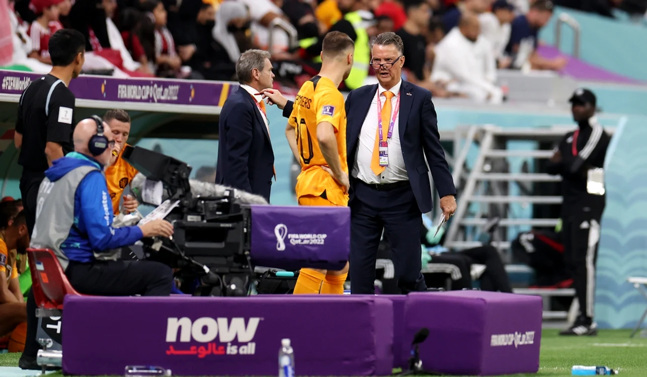 Louis van Gaal renunță la naționala Olandei, din motive de sănătate (FOTO: Getty Images)