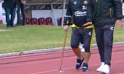 1 maradona in baston jpg jpeg