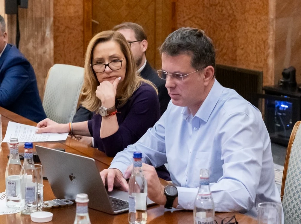 Ionuţ Moşteanu și Elena Lasconi. FOTO Facebook