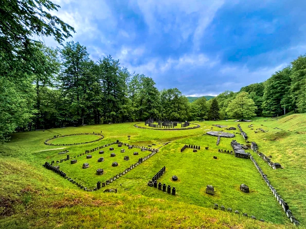 Sarmizegetusa Regia Foto Administrația Sarmizegetusa Regia jpg