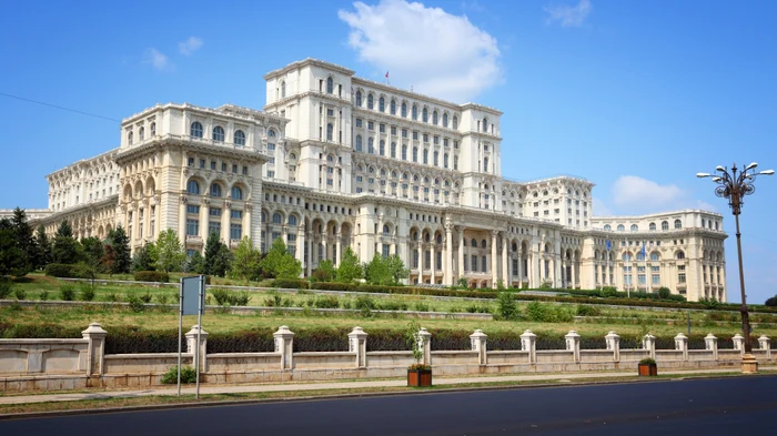 Casa Poporului, actualul Palat al Parlamentului, este cea de-a doua clădire administrativă din lume, ca mărime și a treia, ca volumFoto:Shutterstock