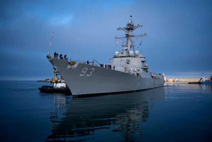 Distrugătorul american USS Chung-Hoon FOTO Profimedia