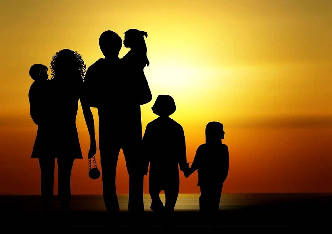
    Horoscop zilnic 9 ianuarie: Gemenii petrec momente plăcute în familieFoto: pixabay.com  