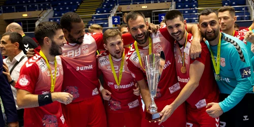 dinamo handbal fb1 jpg