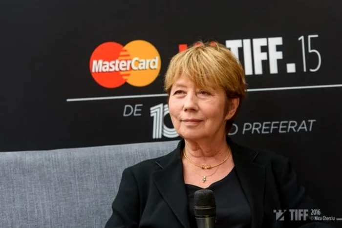 
    În 2016, a fost ultima prezență în public a lui Carmen Galin, la TIF, de la Cluj, unde a primit un premiul de excelențăFOTO: adevarul.ro  