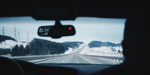 condus iarna foto pixabay