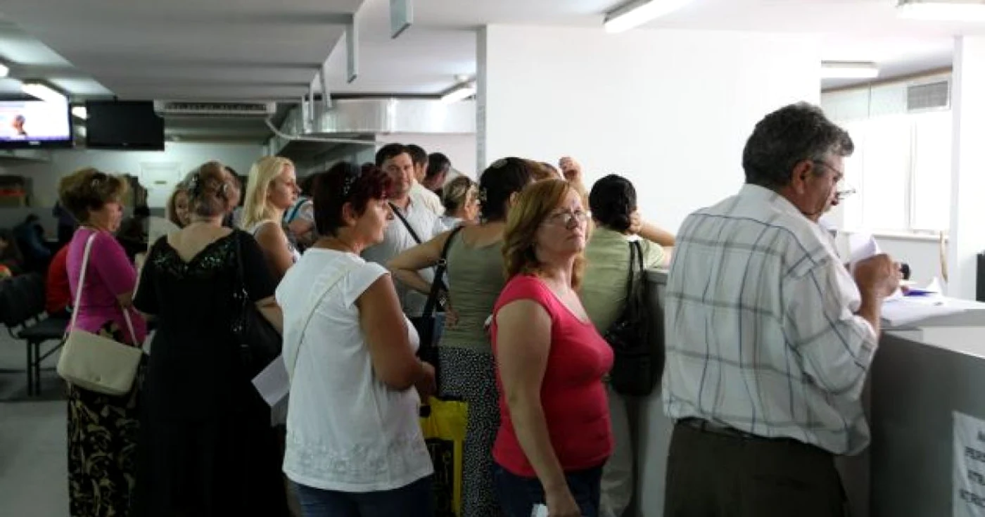 Angajatorii sunt aşteptaţi la ITM Dolj pentru transmiterea datelor din REVISAL: Foto: Adevărul