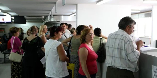 Angajatorii sunt aşteptaţi la ITM Dolj pentru transmiterea datelor din REVISAL: Foto: Adevărul