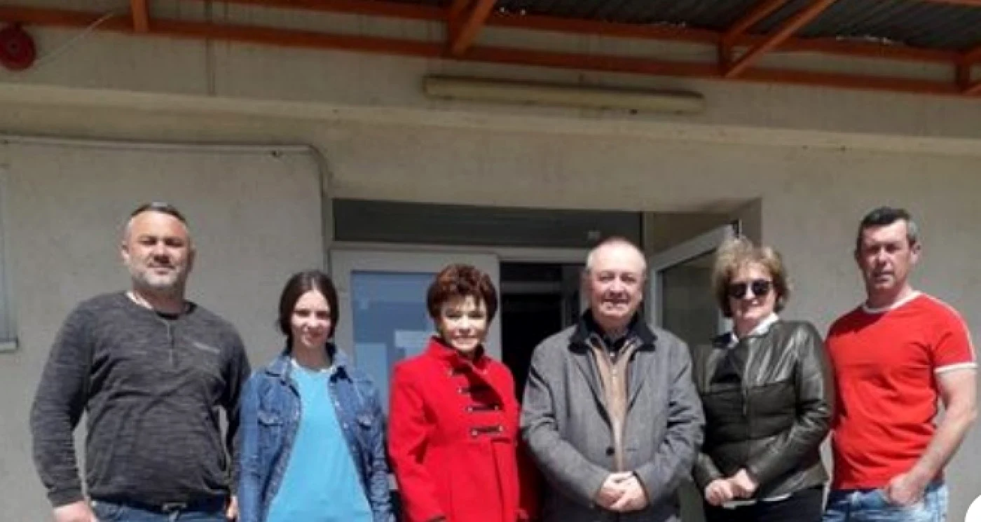 Poza de grup a celor care au realizat campania de sterilizare a animalelor FOTO: Captură PSD Panciu
