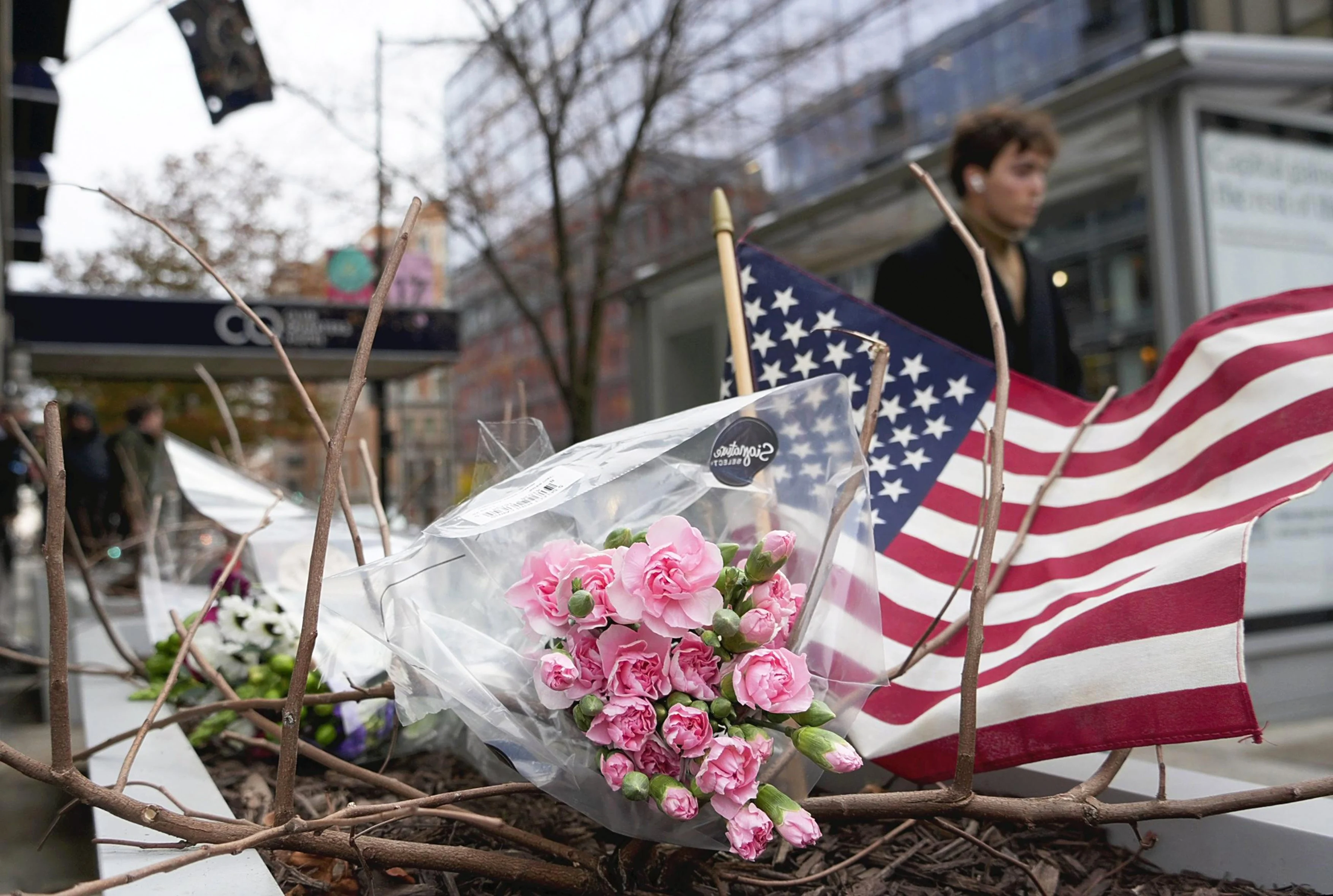 Cum a ajuns un fost colaborator al forțelor americane din Afganistan să împuște soldați americani. Suspectul, înrolat în „unitățile zero” ale CIA