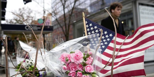 Soldați ai gărzii nationale ce patrulau în Washingtin DC ucisi în apropiere de casa Albă foto profimedia jpg