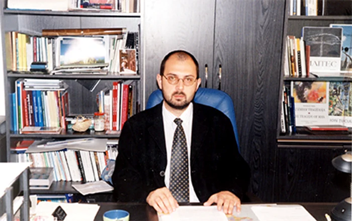 Kelemen Hunor a intrat în politică, în 1997, la 30 de ani: a fost secretar de stat, apoi ministru al Culturii