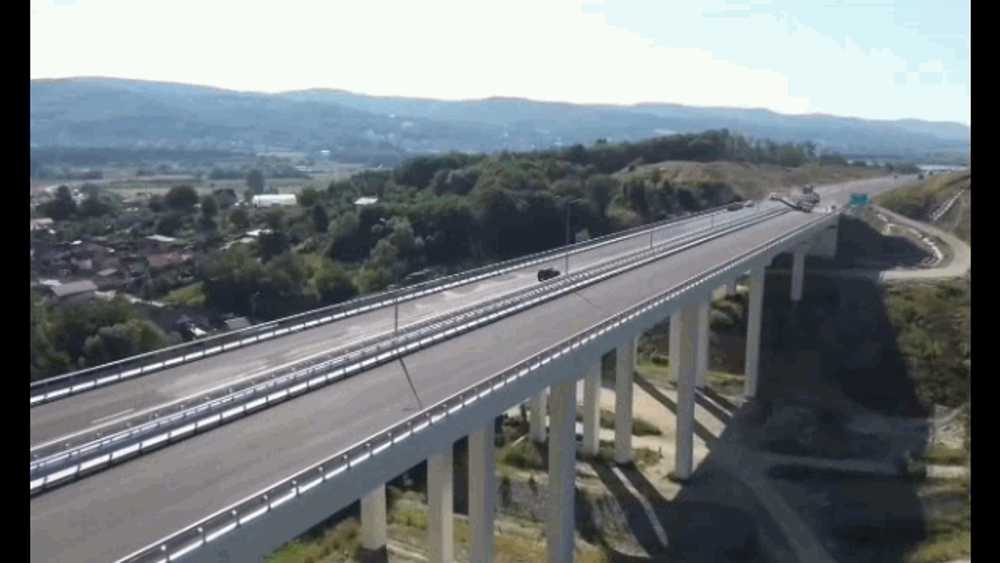 Imagini cu secțiunea Tigveni - Curtea de Argeș a Autostrăzii Sibiu-Pitești. Stadiul lucrărilor a ajuns la 95%. Când ar putea fi deschis traficul