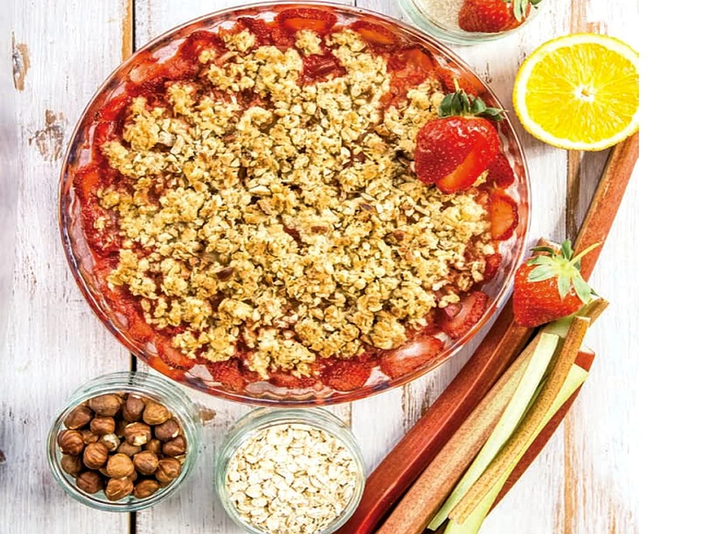 crumble cu rubarba jpg