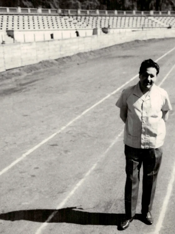 Pe stadionul Dinamo, 1969