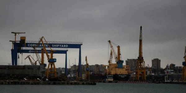Activitatea a fost suspendată în port