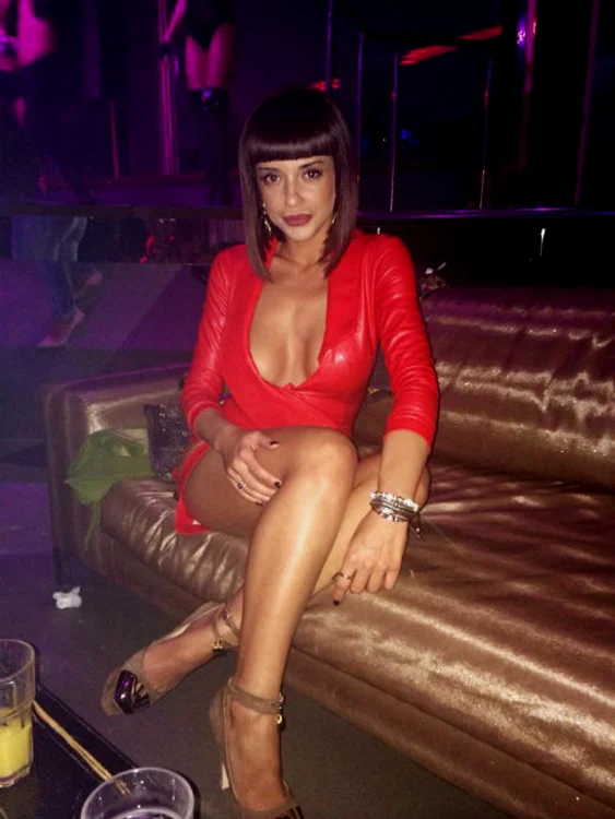 Alexandrei Matei îi place să pozeze sexy