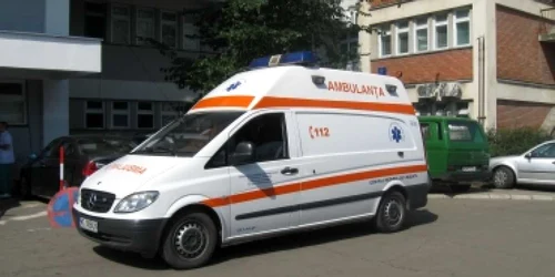 Bărbatul a fost transportat de urgenţă la spital foto Arhivă