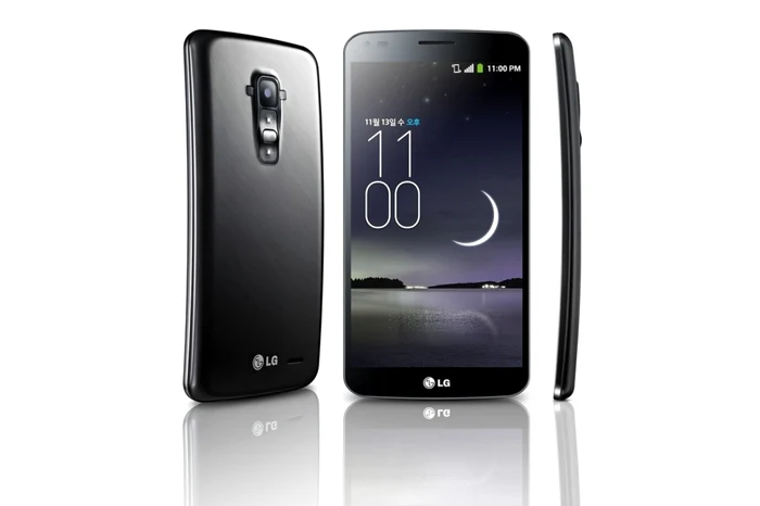 LG G Flex, primul smartphone cu ecran curbat al producătorului.