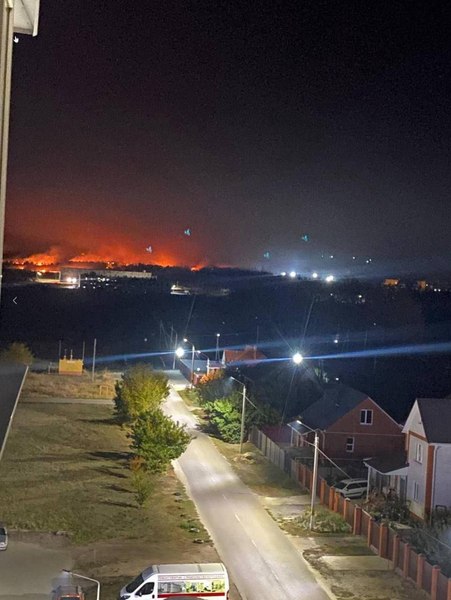 Ucrainenii au lovit un aerodrom rusesc din Voronej. Depozit de combustibil, în flăcări