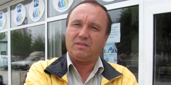 Viorel Cărare