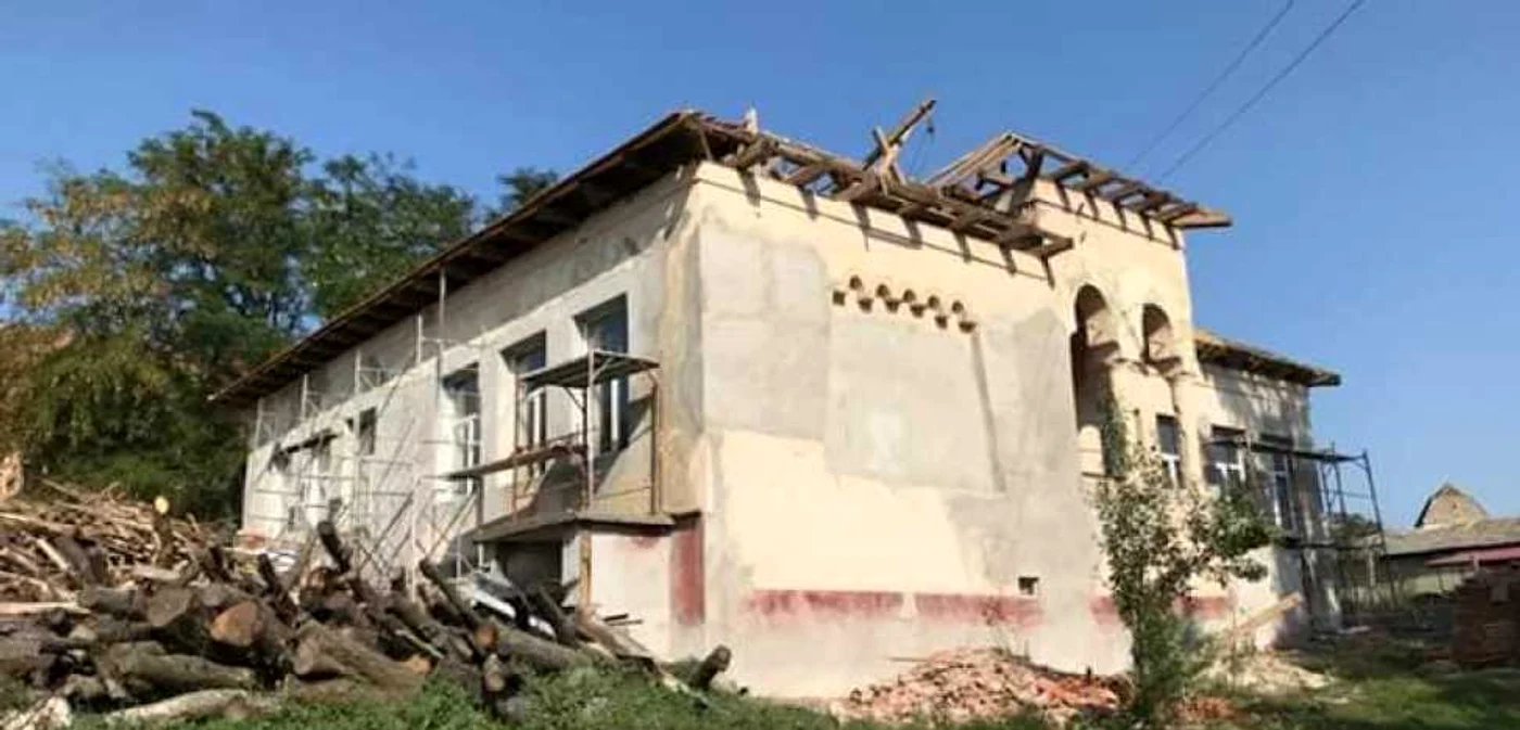 Şcoală din comuna Şpring care nu îi va putea primi pe elevi la 10 septembrie